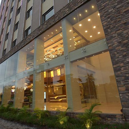 Hotel H - Sandhill Hotels Private Limited Ānand Εξωτερικό φωτογραφία