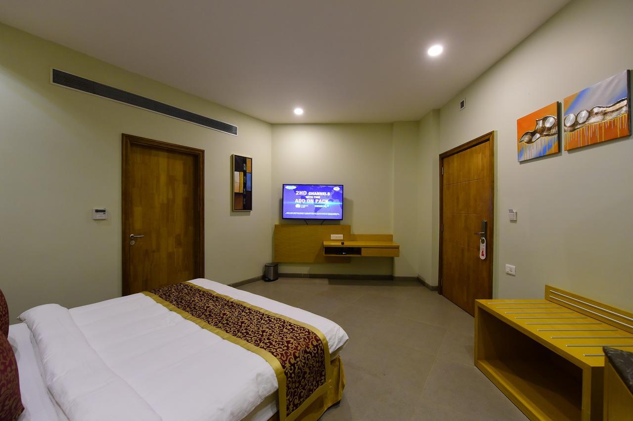Hotel H - Sandhill Hotels Private Limited Ānand Εξωτερικό φωτογραφία