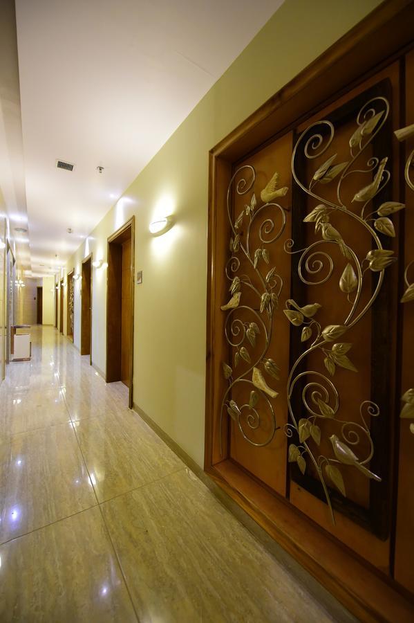 Hotel H - Sandhill Hotels Private Limited Ānand Εξωτερικό φωτογραφία