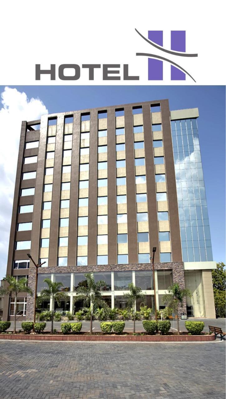 Hotel H - Sandhill Hotels Private Limited Ānand Εξωτερικό φωτογραφία
